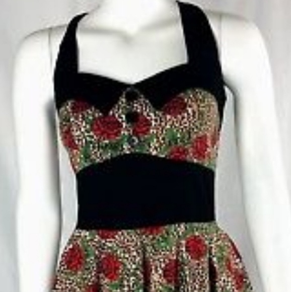 Hell Bunny rose dress - Picture 2 of 3